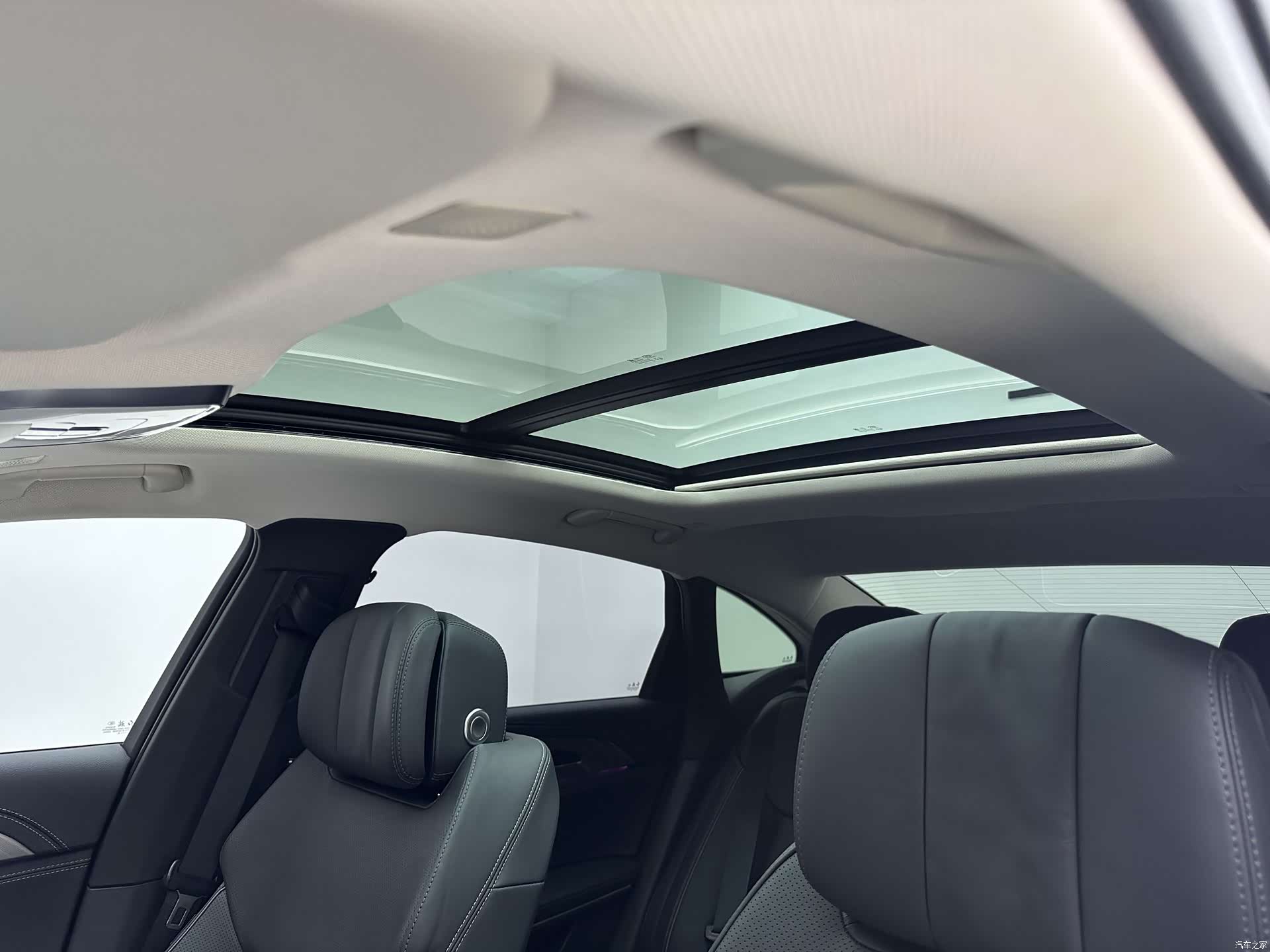 Hongqi H9, 2021 19