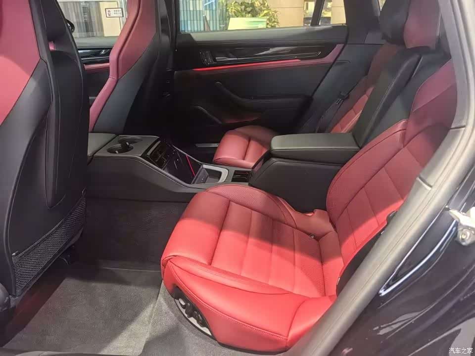 Porsche Panamera, 2025 3