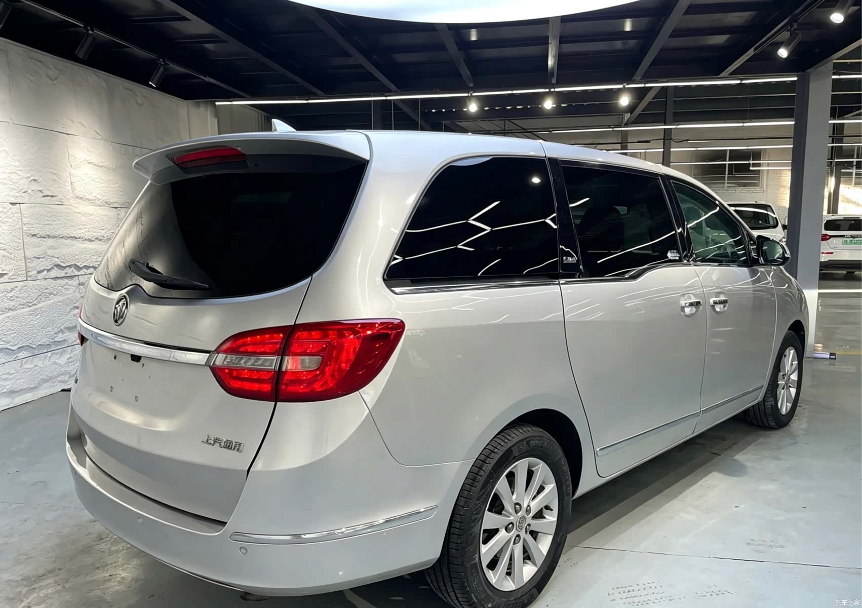 Buick GL8, 2016 15