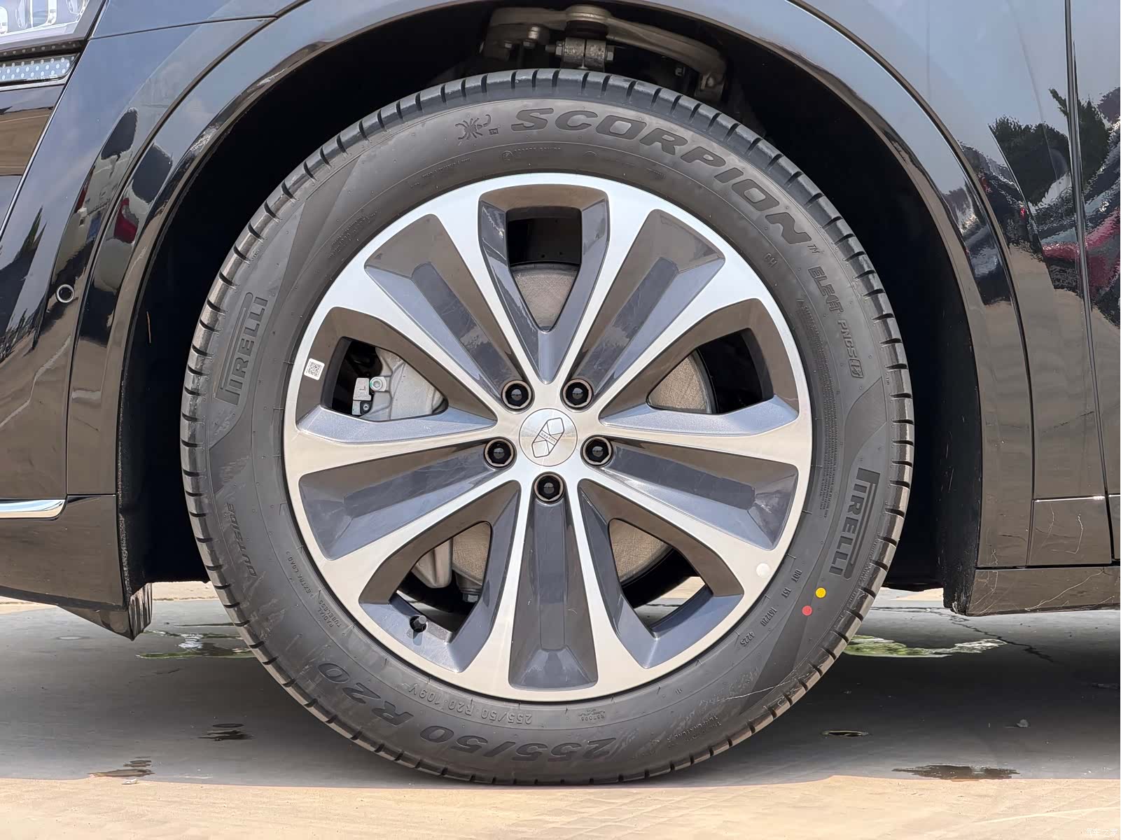 Luxeed R7, 2025 14