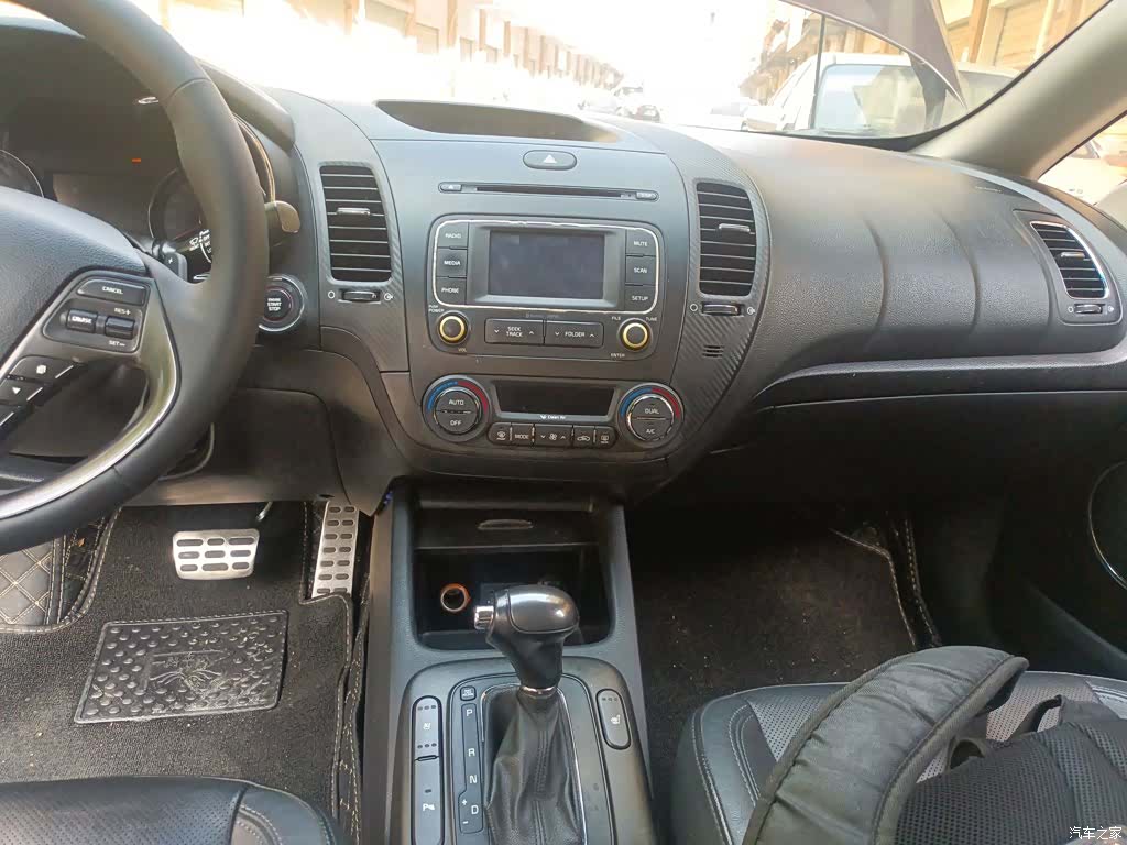 Kia K3, 2014 13