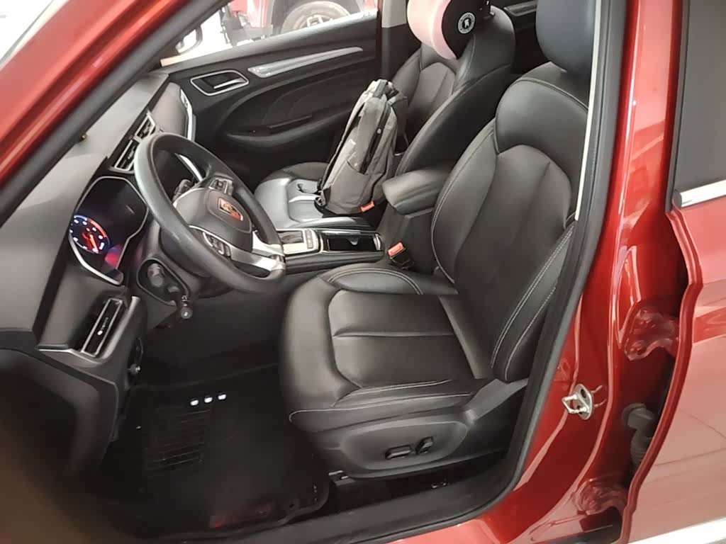 Roewe RX3, 2019 15