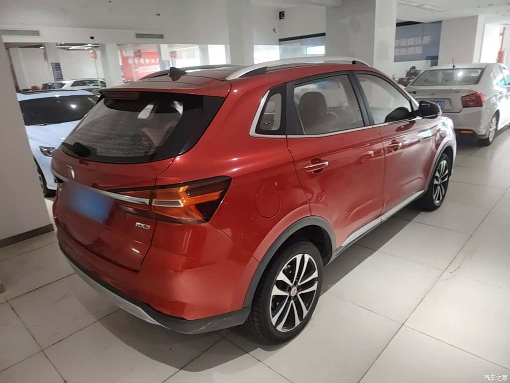 Roewe RX3, 2019 7