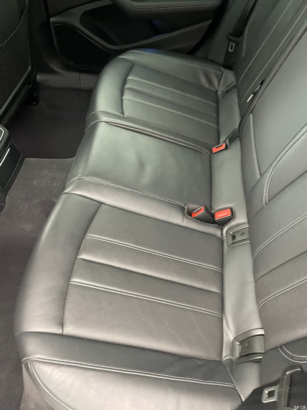 Audi A4L, 2022 20