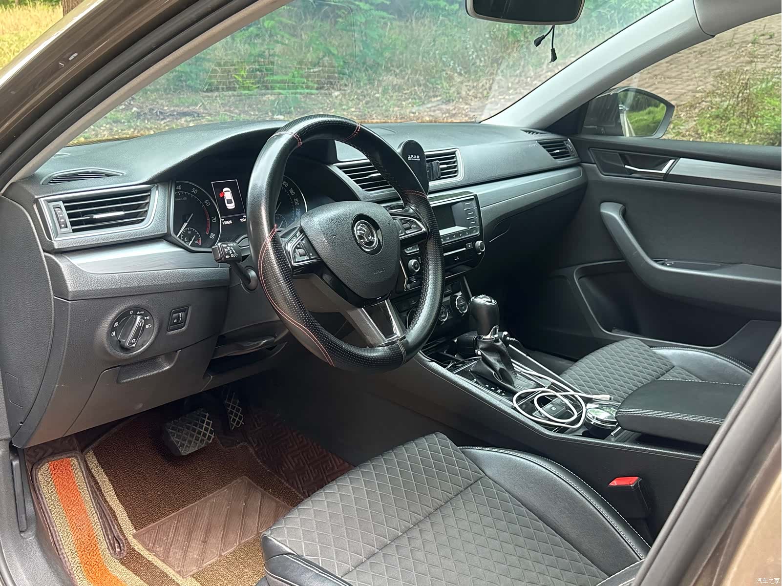 Skoda Superb, 2015 10