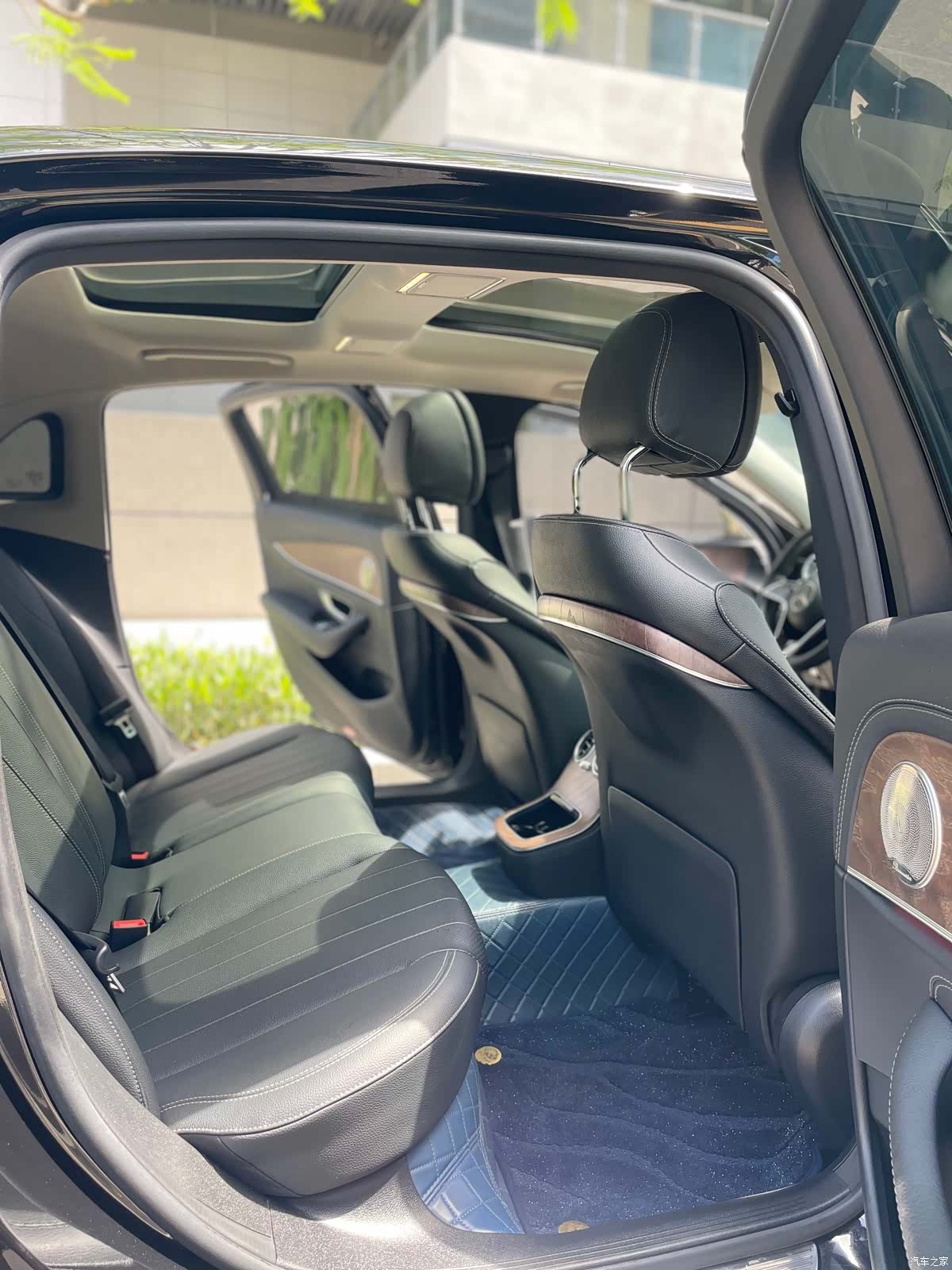 Mercedes-Benz E-Class, 2021 17
