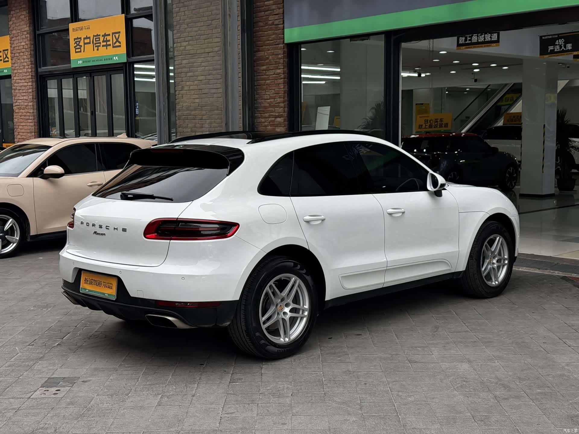 Porsche Macan, 2016 4