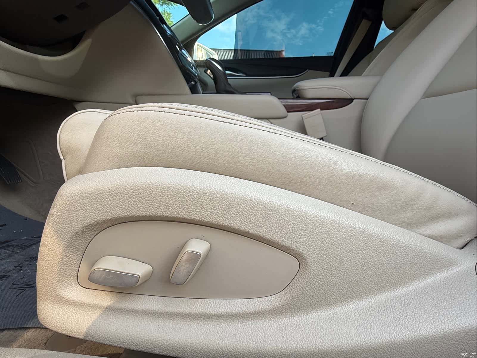 Cadillac XTS, 2017 14