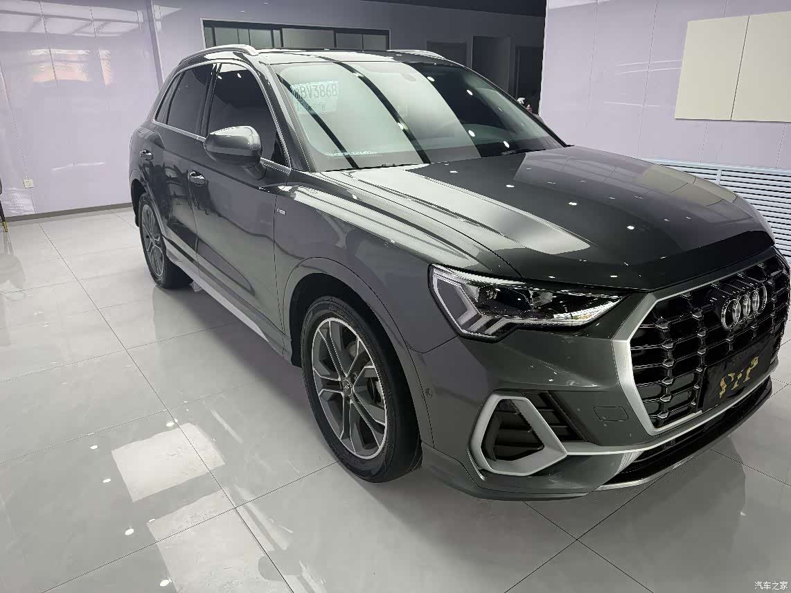 Audi Q3, 2023 все фото