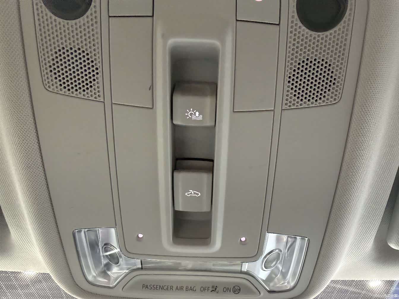 Audi Q3, 2023 16