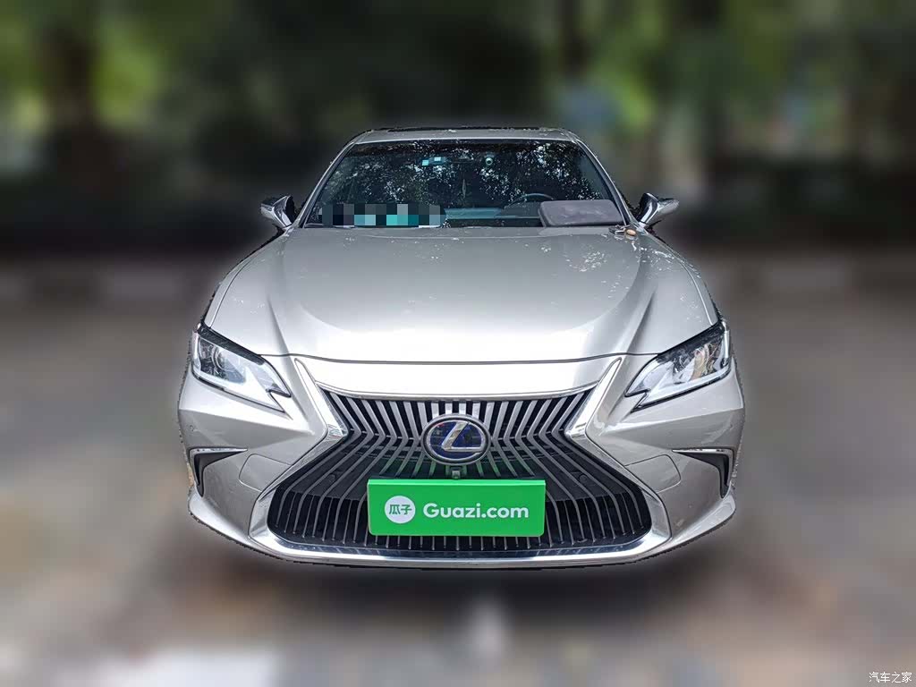 Lexus ES, 2019 24
