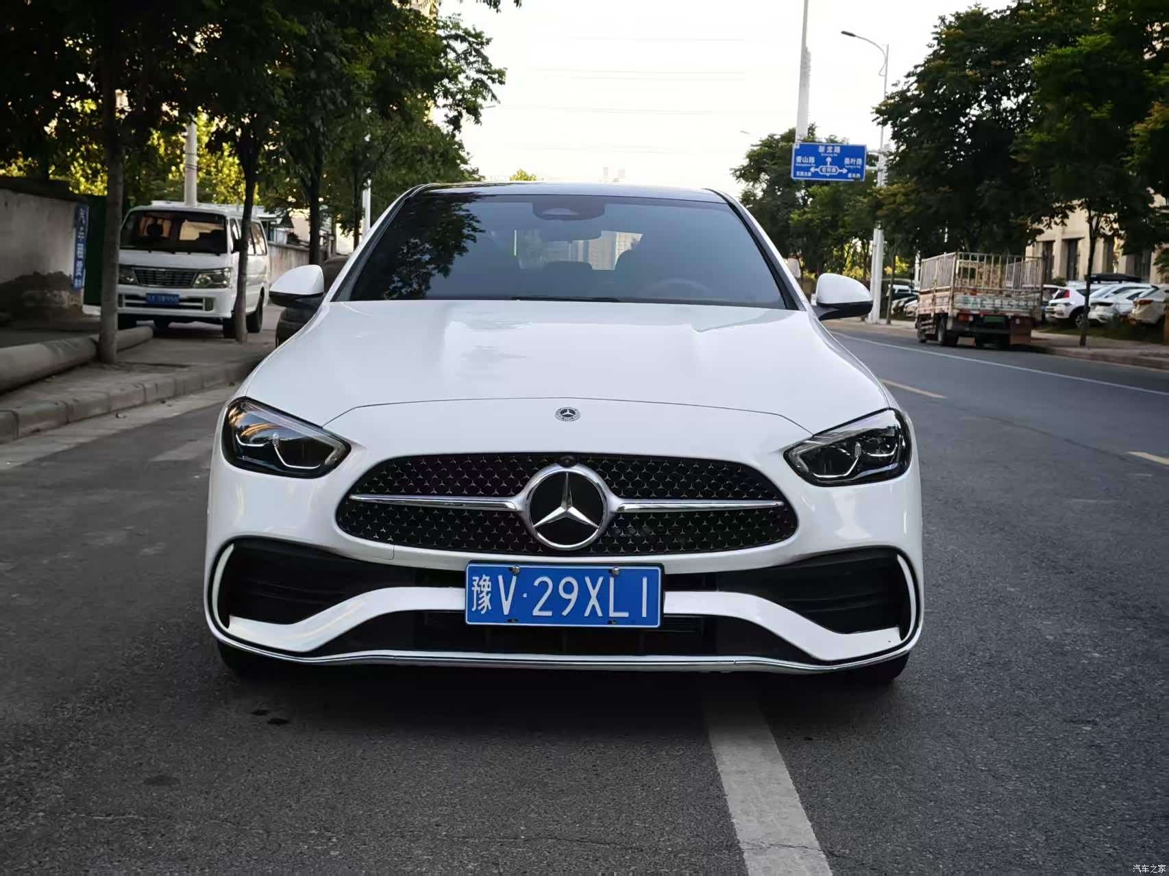 Mercedes-Benz C-Class, 2025 2