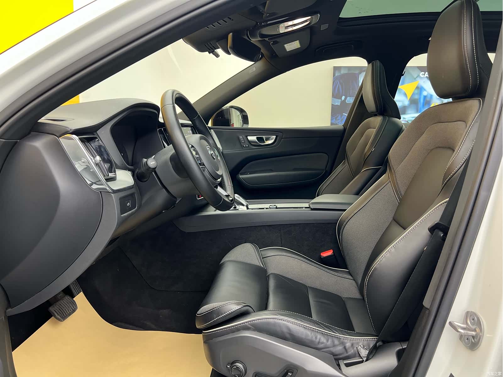 Volvo XC60, 2023 3