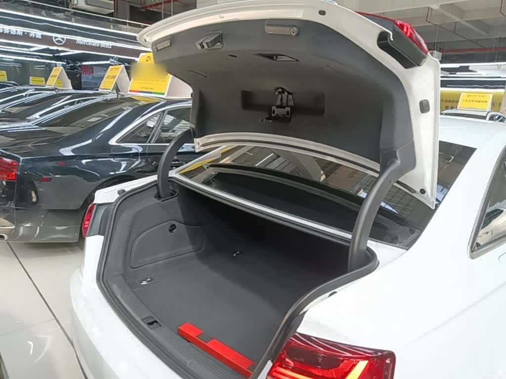 Audi A6L, 2018 15