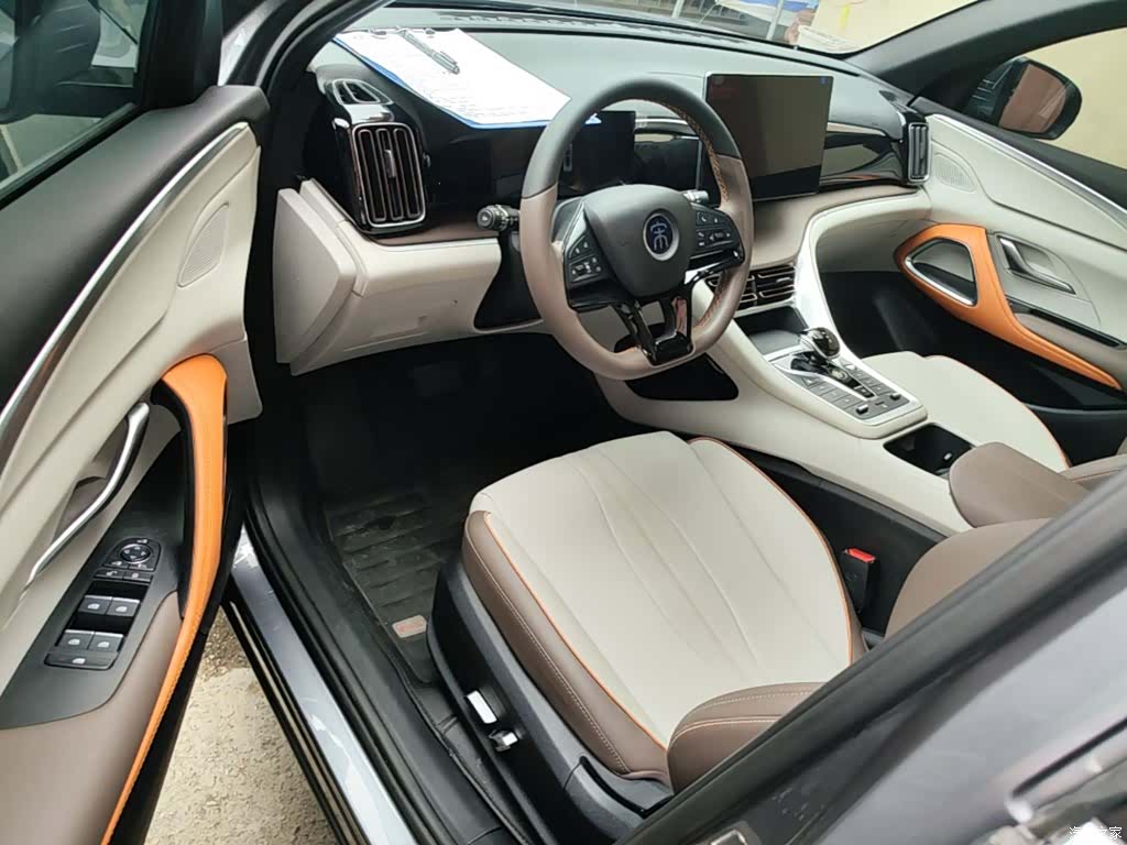 BYD Song, 2022 16
