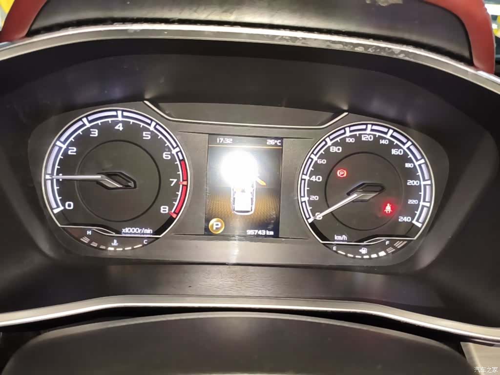 Geely Coolray, 2020 12