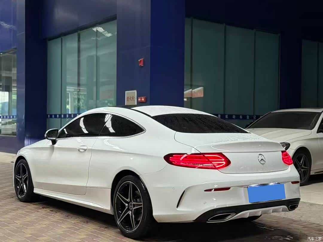 Mercedes-Benz C-Class, 2018 3