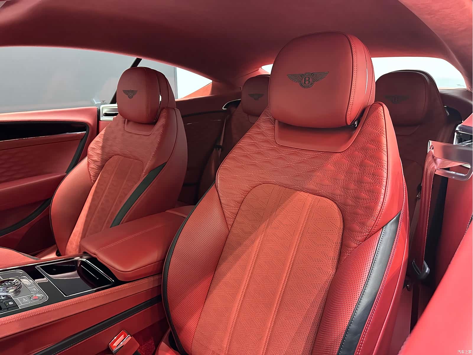 Bentley Continental GT, 2025 18