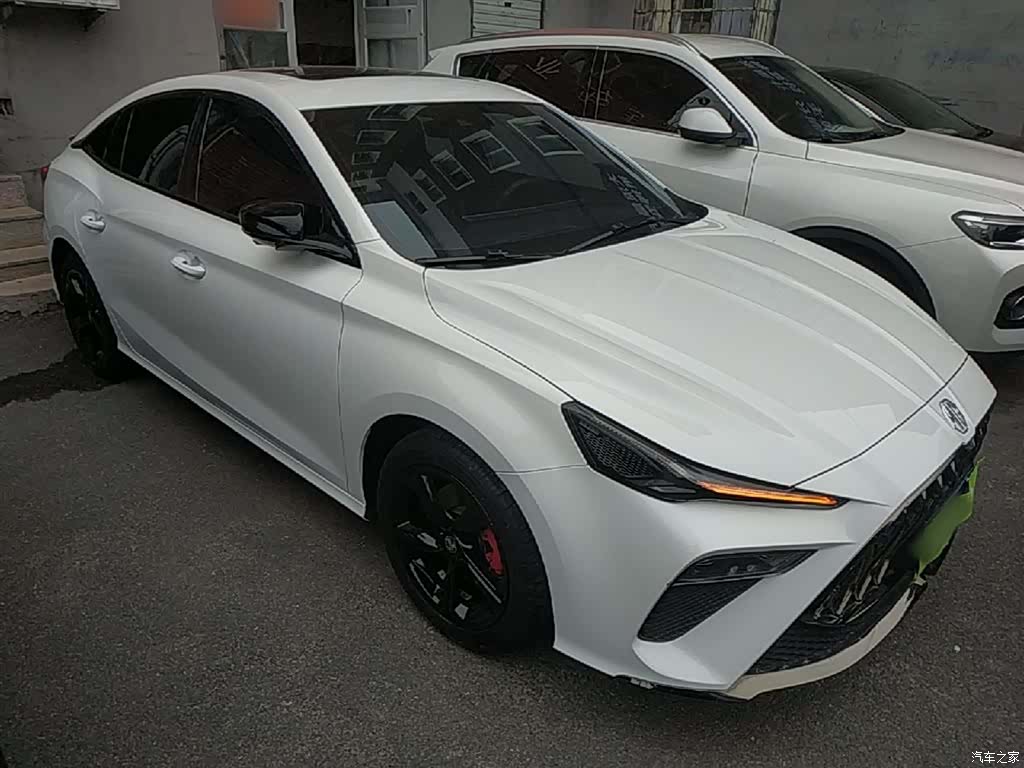 MG MG5, 2023 4