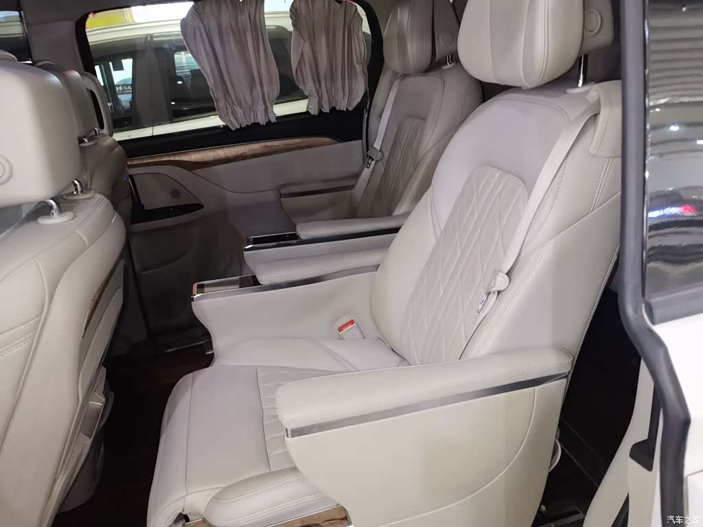 Buick GL8, 2019 17