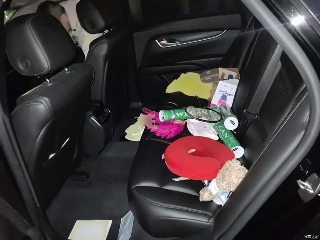 Cadillac XTS, 2018 15