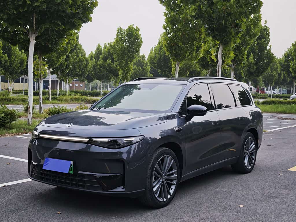 Leapmotor C16