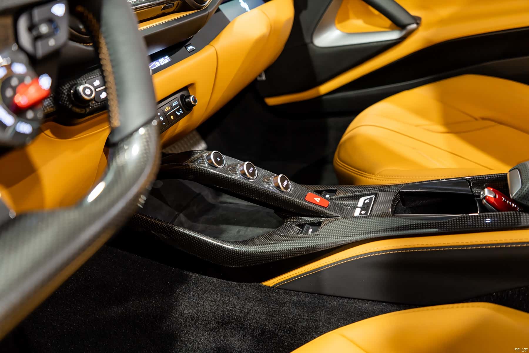 Ferrari 812, 2022 9