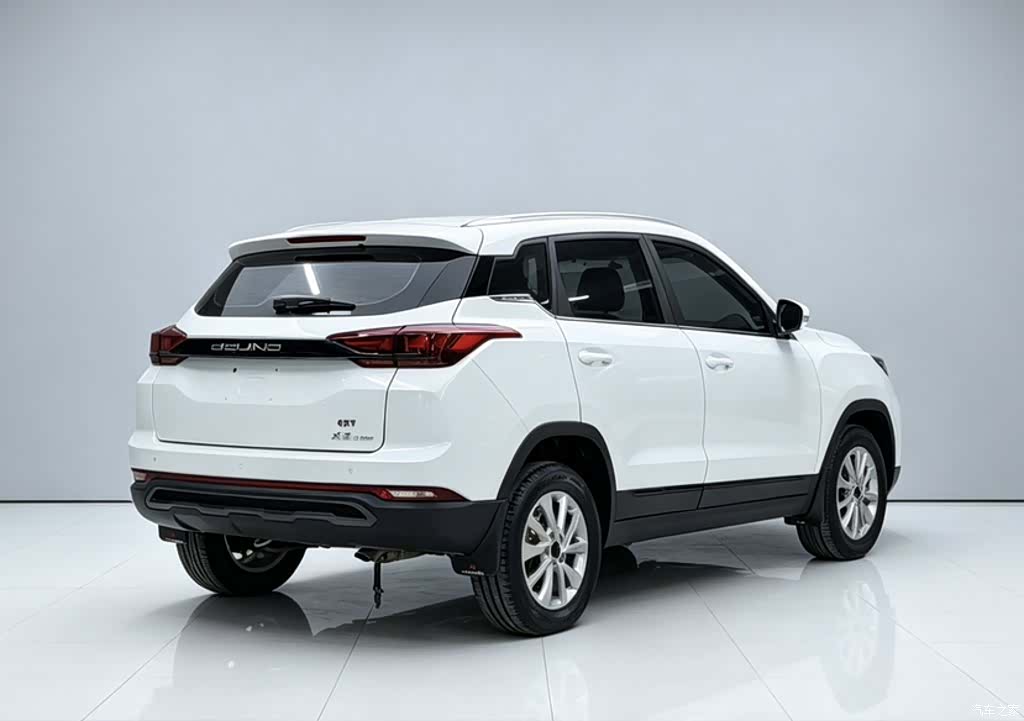 BAIC X3, 2022 11