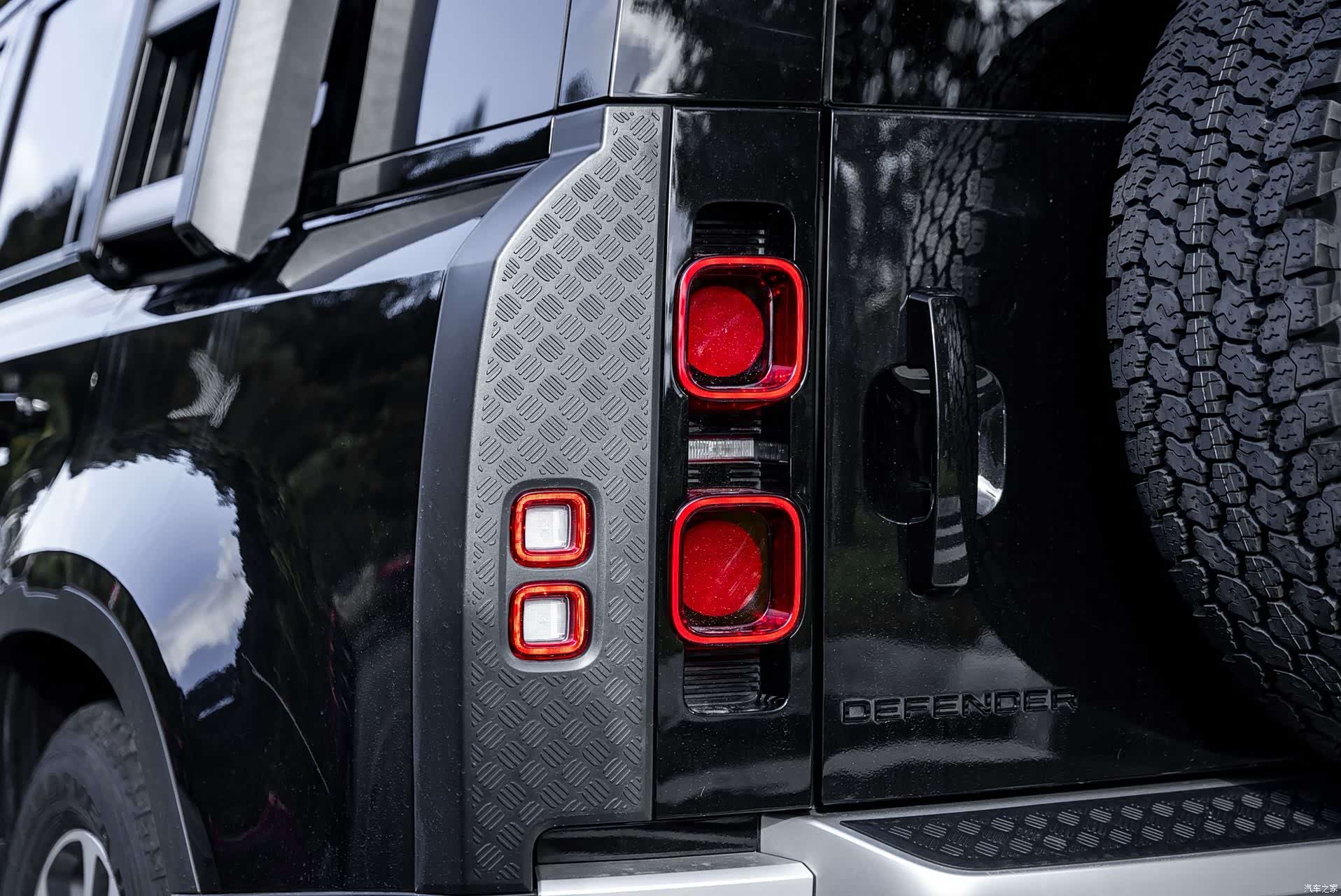 Land Rover Defender, 2022 18