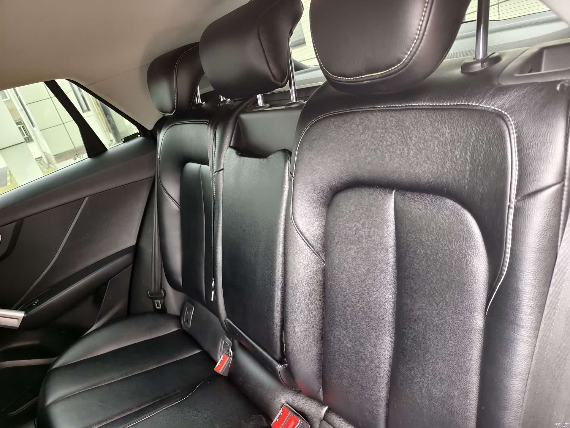 Audi Q2L, 2021 16