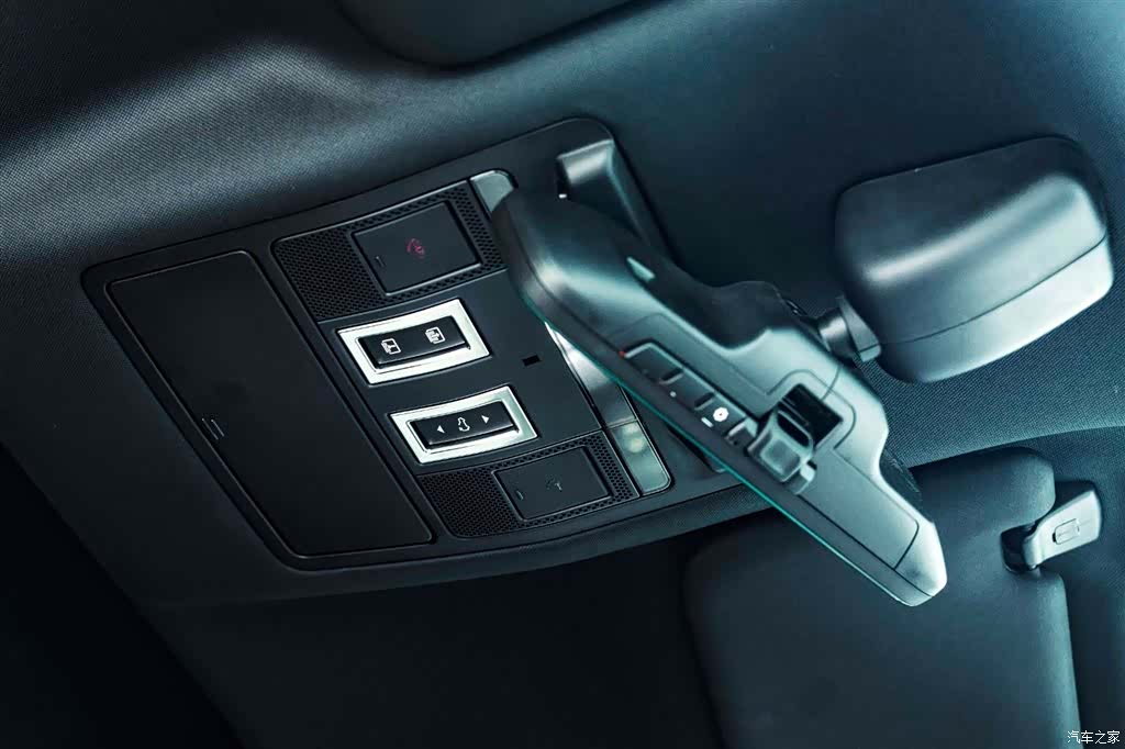 Land Rover Defender, 2022 19