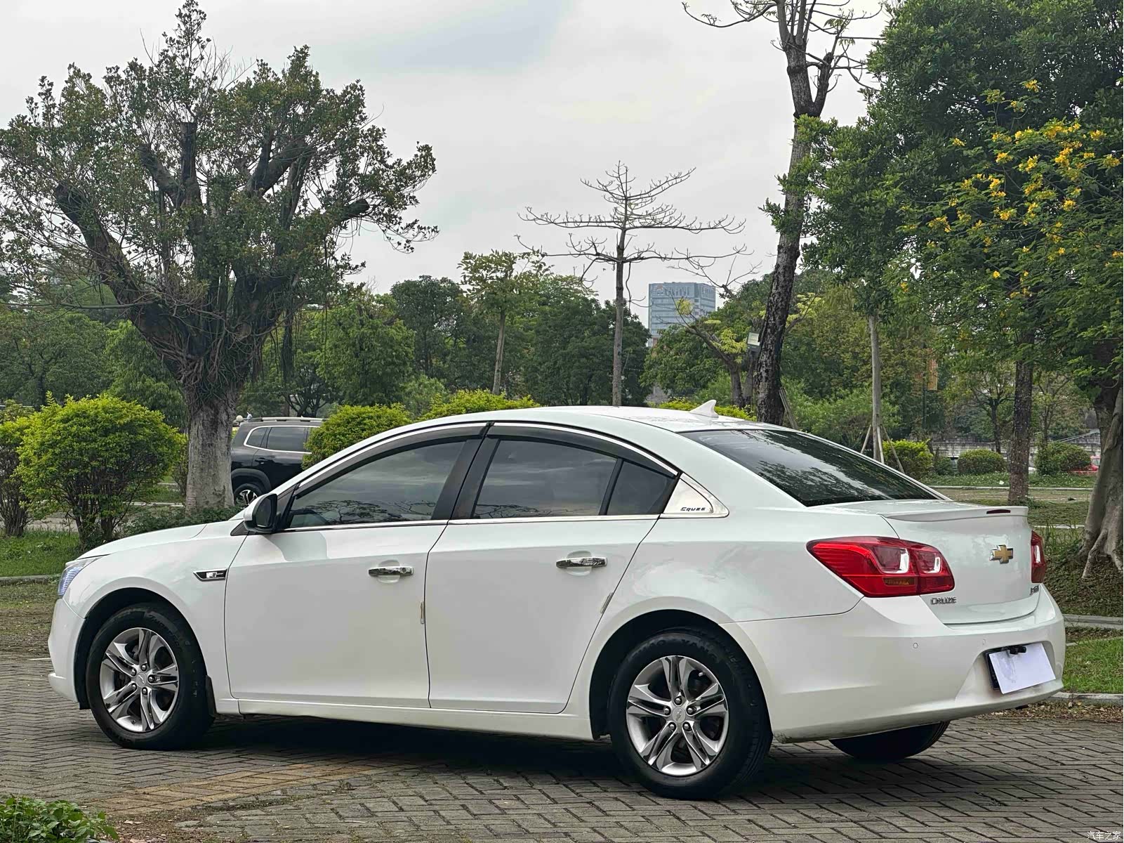 Chevrolet SE, 2016 10