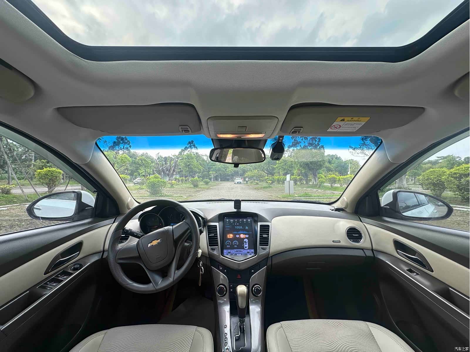 Chevrolet SE, 2016 все фото