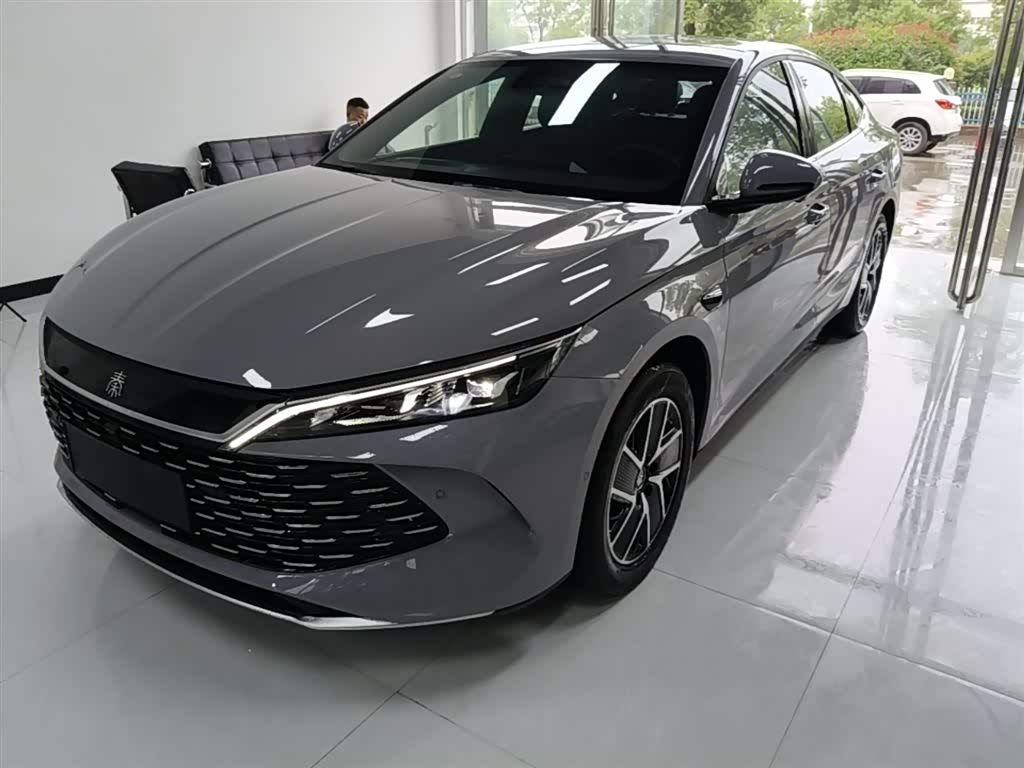 BYD Qin L