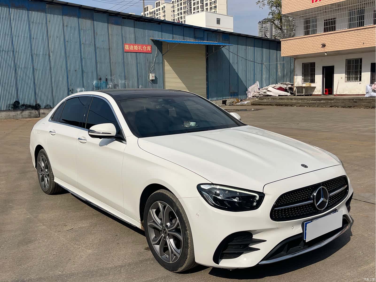 Mercedes-Benz E-Class, 2021 3
