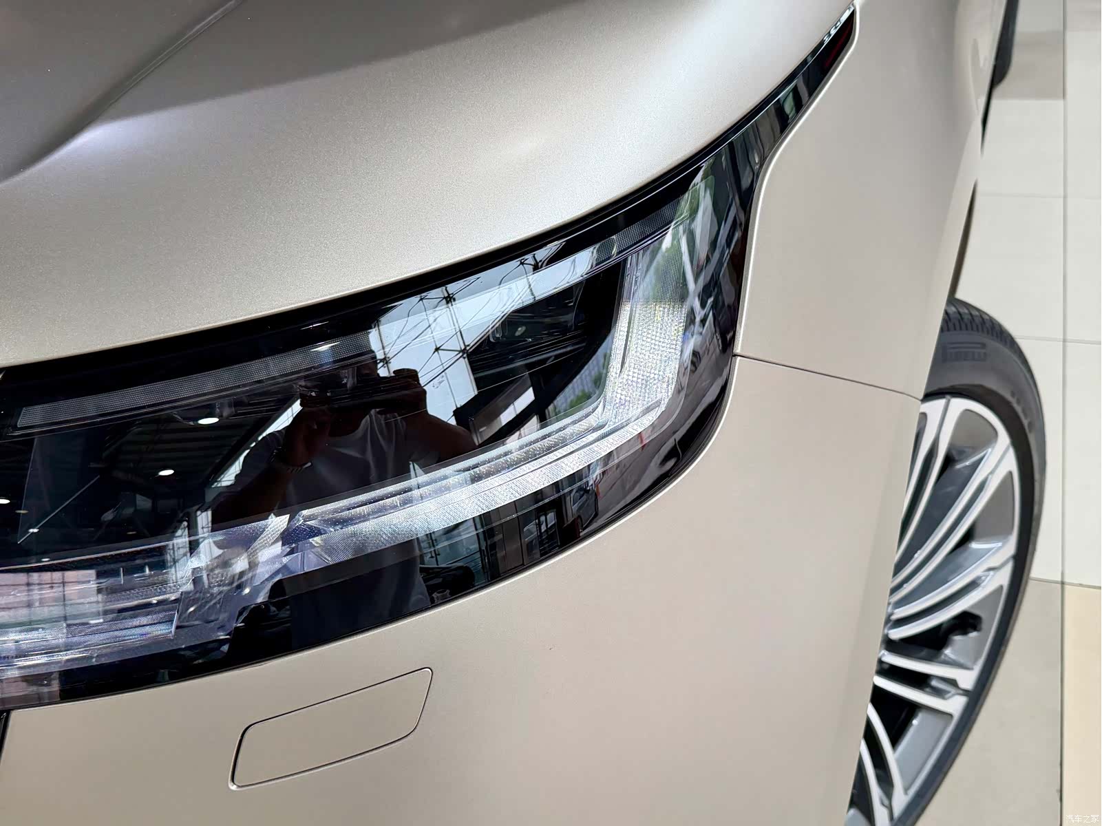 Land Rover Range Rover, 2026 4