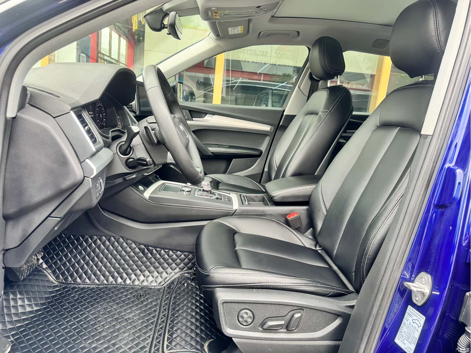 Audi Q5L, 2018 9