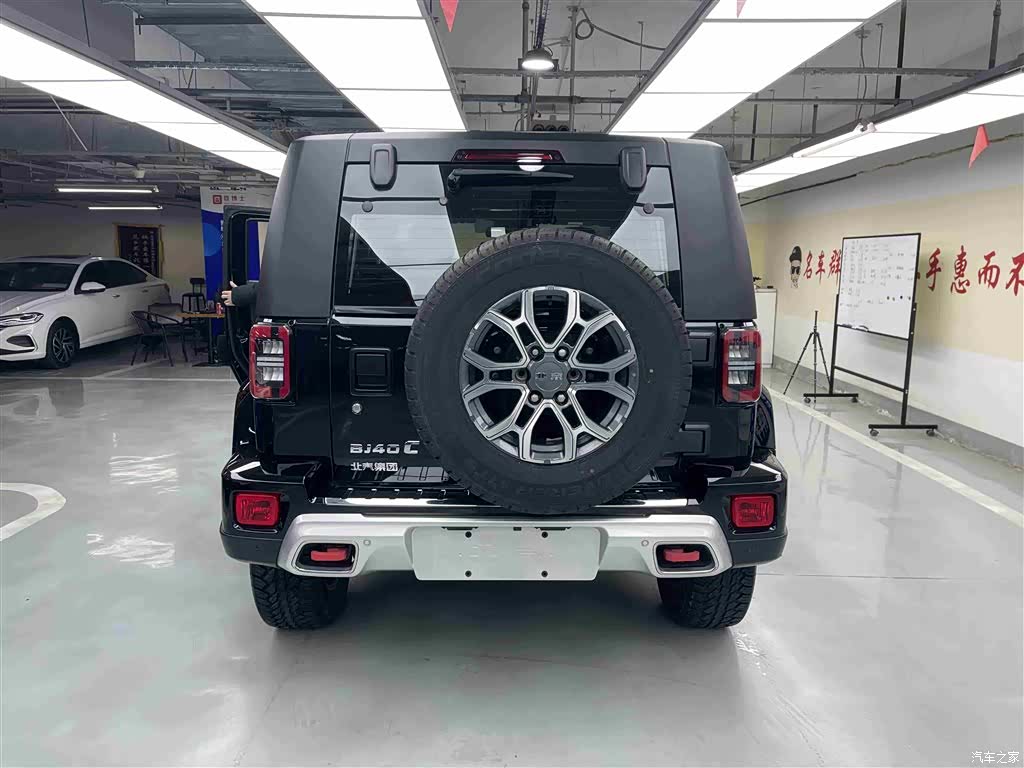 BAIC BJ40, 2023 11