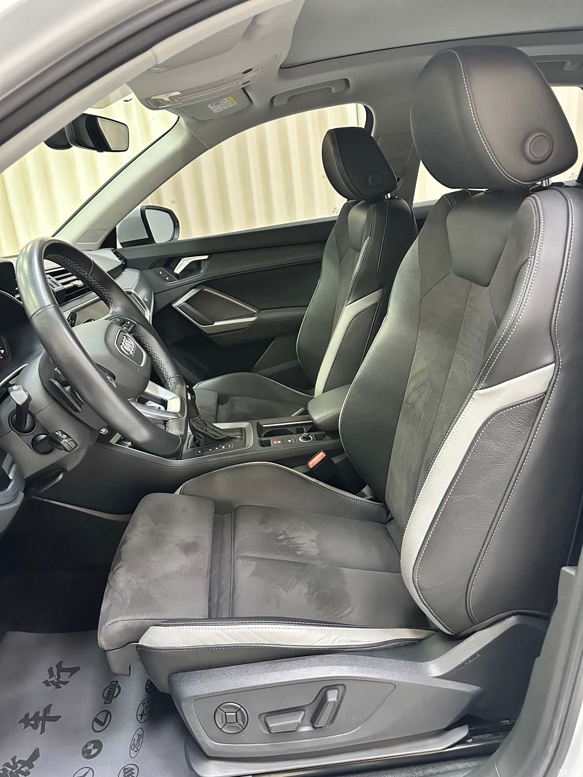 Audi Q3, 2022 8