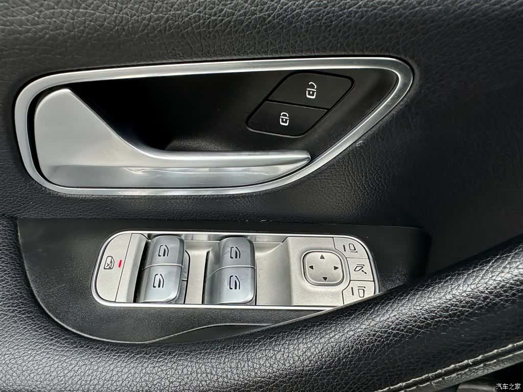 Mercedes-Benz GLE, 2021 19