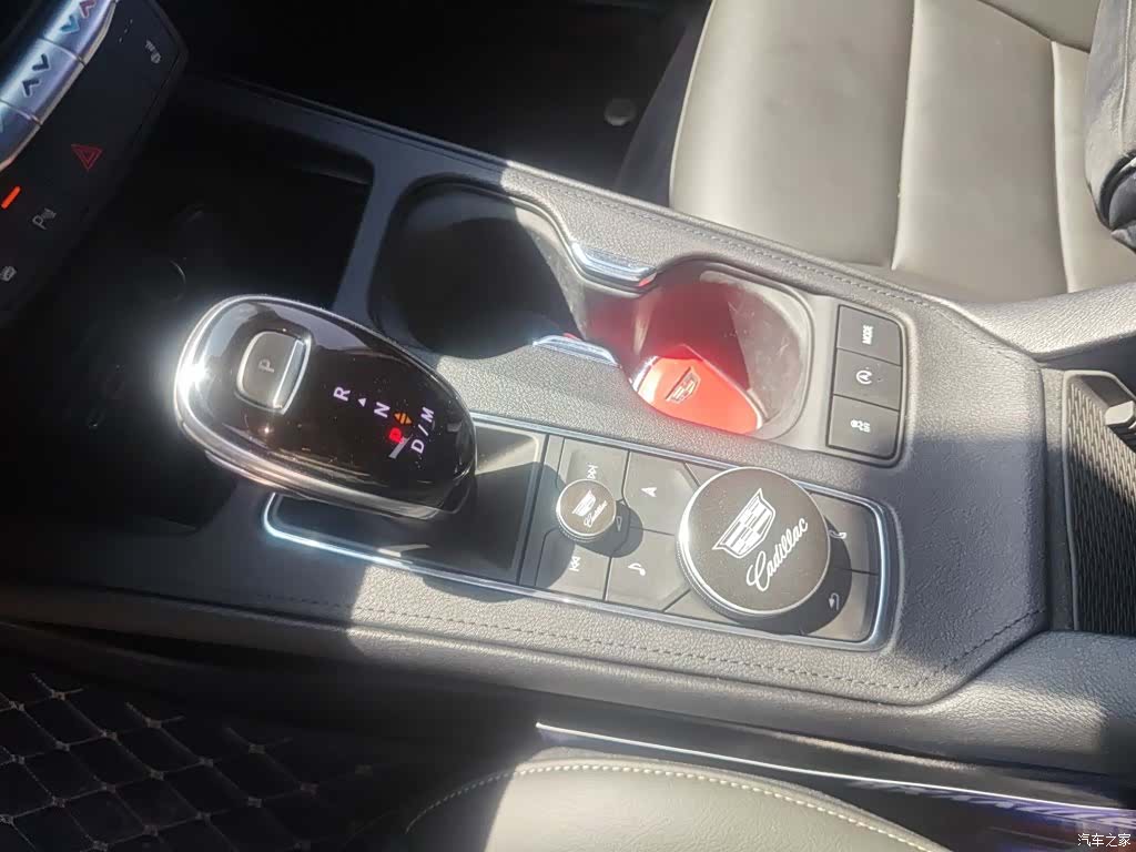 Cadillac XT4, 2020 14