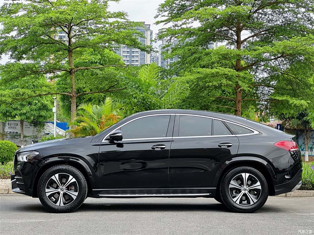Mercedes-Benz GLE, 2021 4