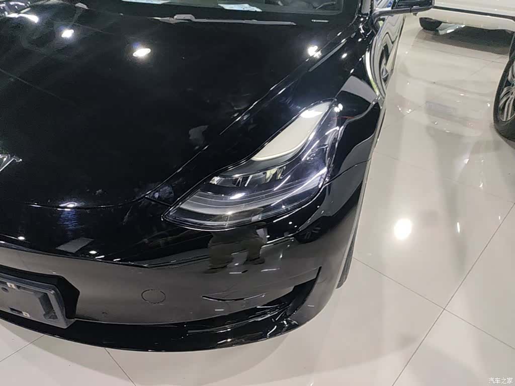 Tesla Model 3, 2021 24