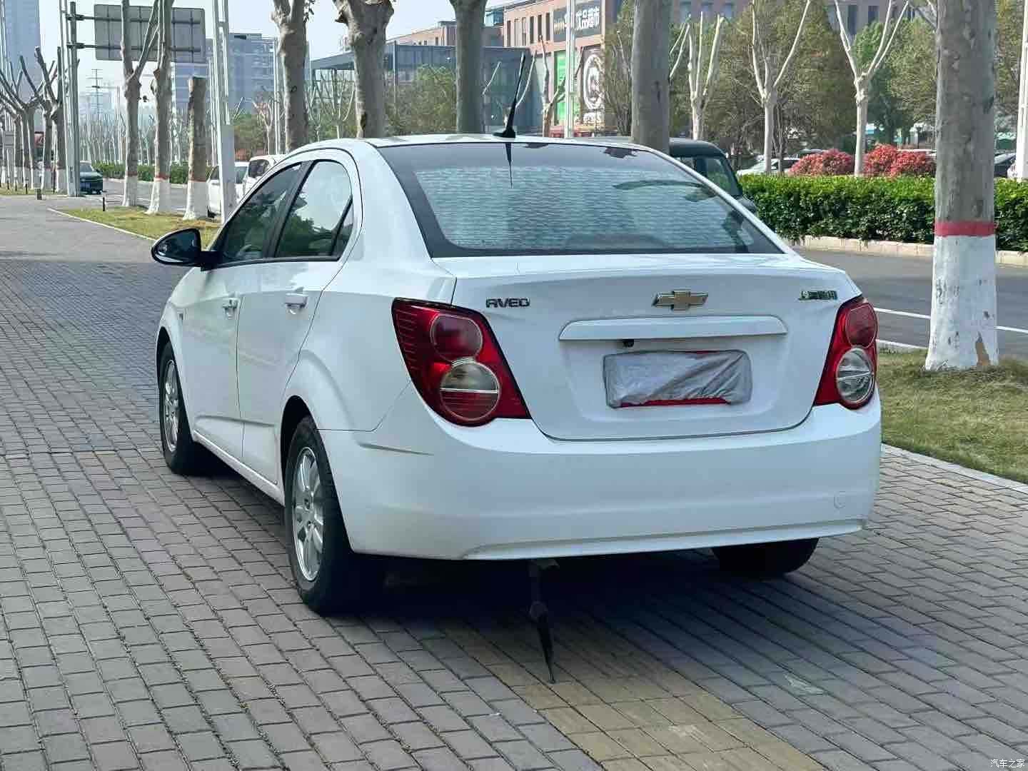 Chevrolet SE, 2013 4