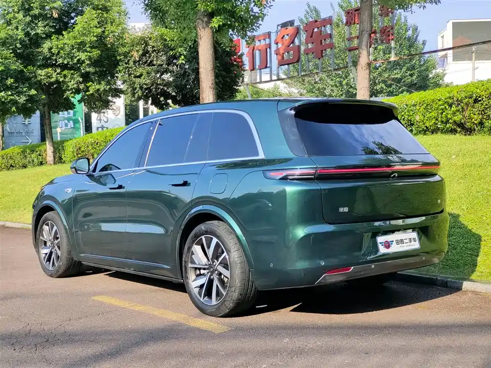 Li Auto Ideal L8
