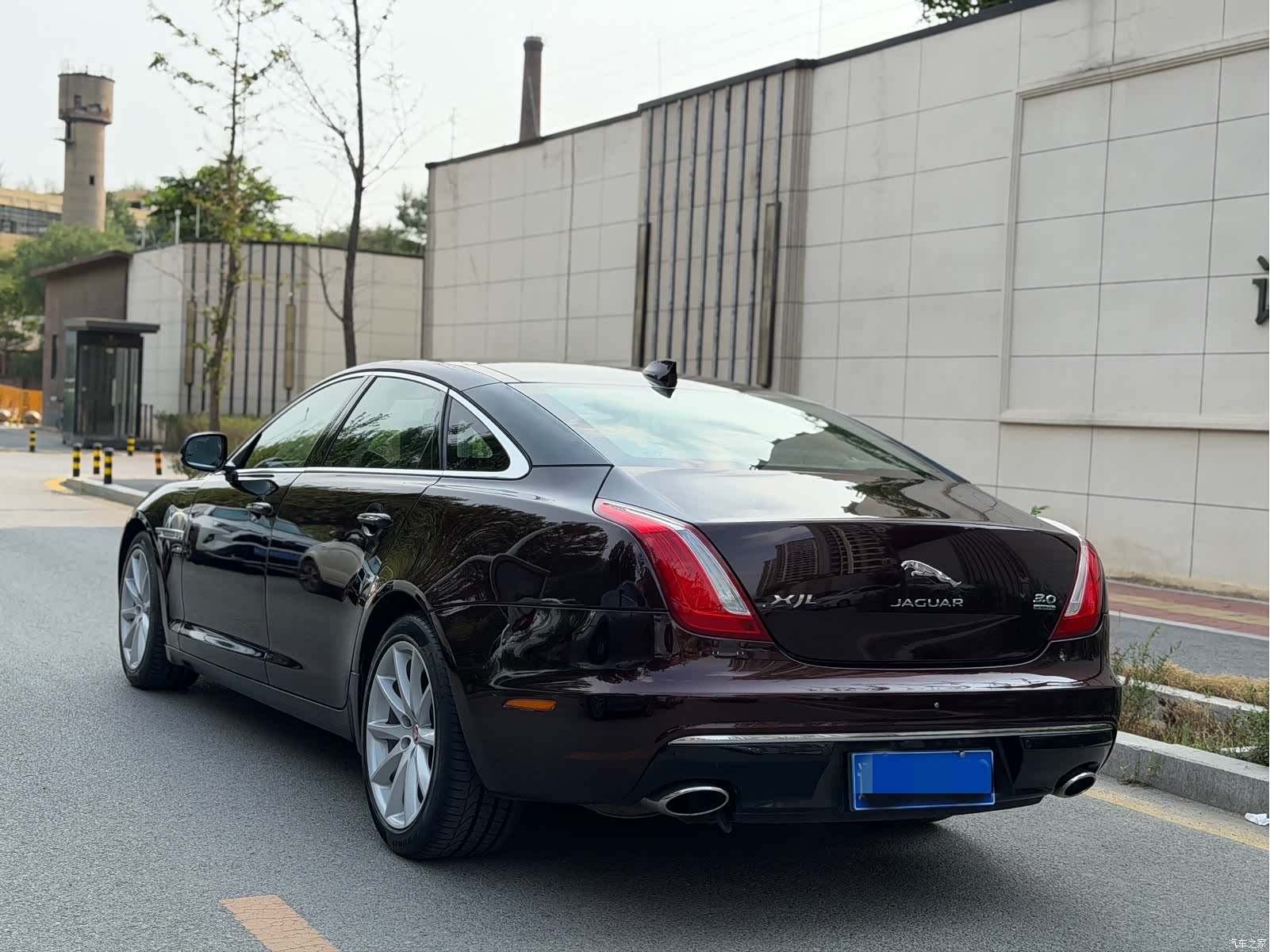 Jaguar XJ, 2016 6