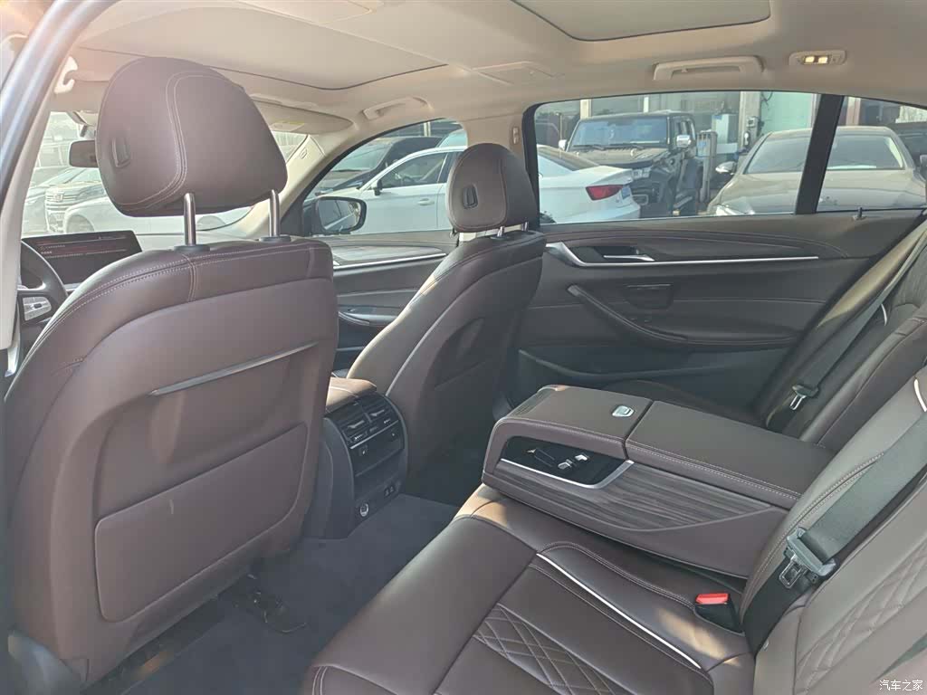 BMW 5 Series, 2020 12