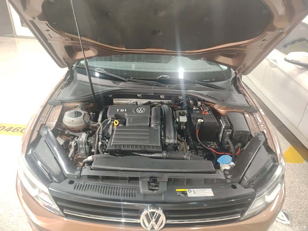 Volkswagen Lamando, 2016 16