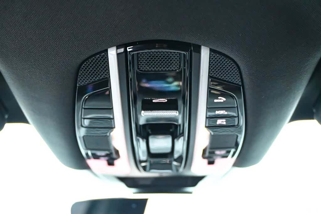 Porsche Cayenne, 2020 32