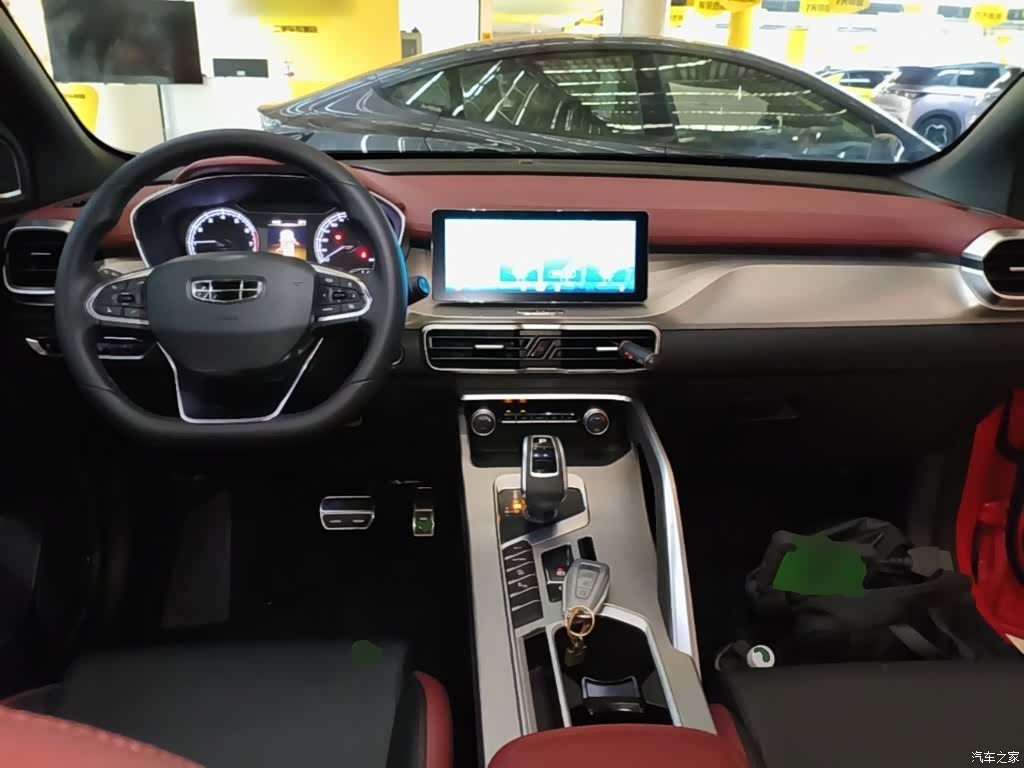 Geely Coolray, 2020 10